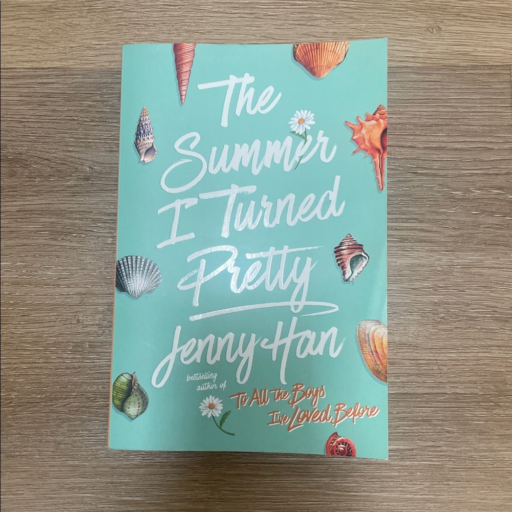 Book: The Summer I Turned Pretty, Soft Cover (Bundle Only)